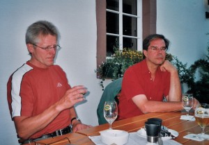 abends in Kronenburg beim Abendessen