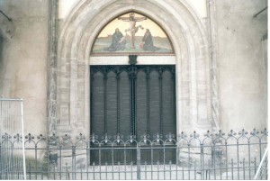 hier an der Schlosskirche soll Lutter seine Thesen angeschlagen haben