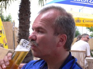 Pause in der Bar dü Mar am Dümmer VI