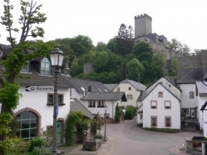  Kerpen mit Burg 