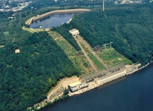 Das Koepchenwerk ist eines der beiden ersten, gleichzeitig verwirklichten großen Pumpspeicherkraftwerke in Deutschland. Es befindet sich am Hengsteysee in der Stadt Herdecke in Nordrhein-Westfalen. Eigentümer des nach seinem Planer Arthur Koepchen benannten und 1930 in Betrieb genommenen Kraftwerks ist der Konzern RWE.