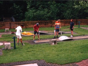ein Minigolfturnier für Peter