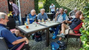 Kaffeepause in Einen im Heimathaus