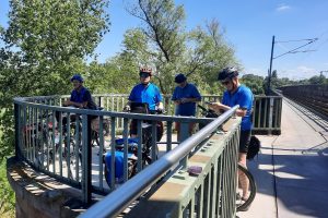 Auf der Südbrücke bei der Mainmündung